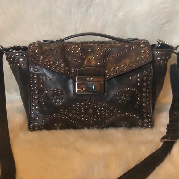 SOLD 💕 Prada vintage vitello studded satchel - Picture 2 of 8